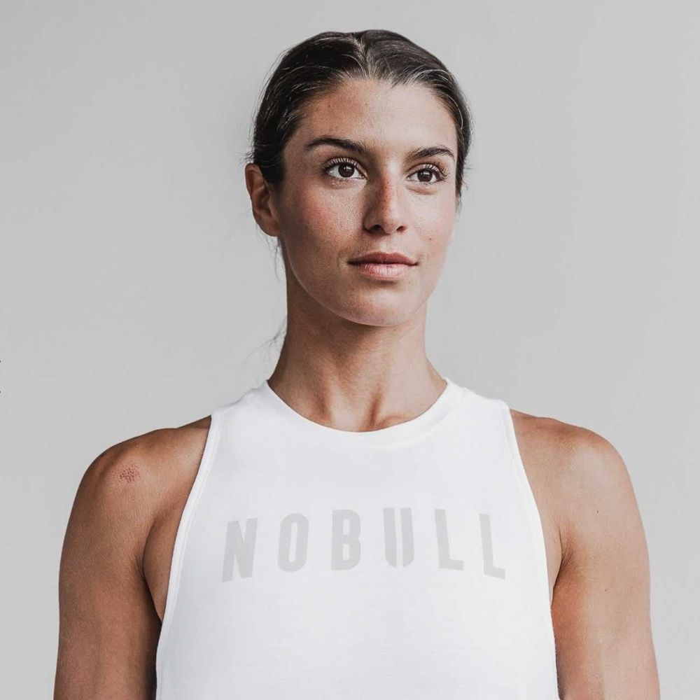 No Bulll women’s cropped muscle tank. In great condition, was too small for me.